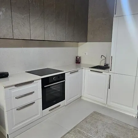 Oasis Villa Golem (Tirana)